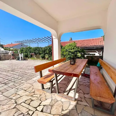 In 45036 Apartament